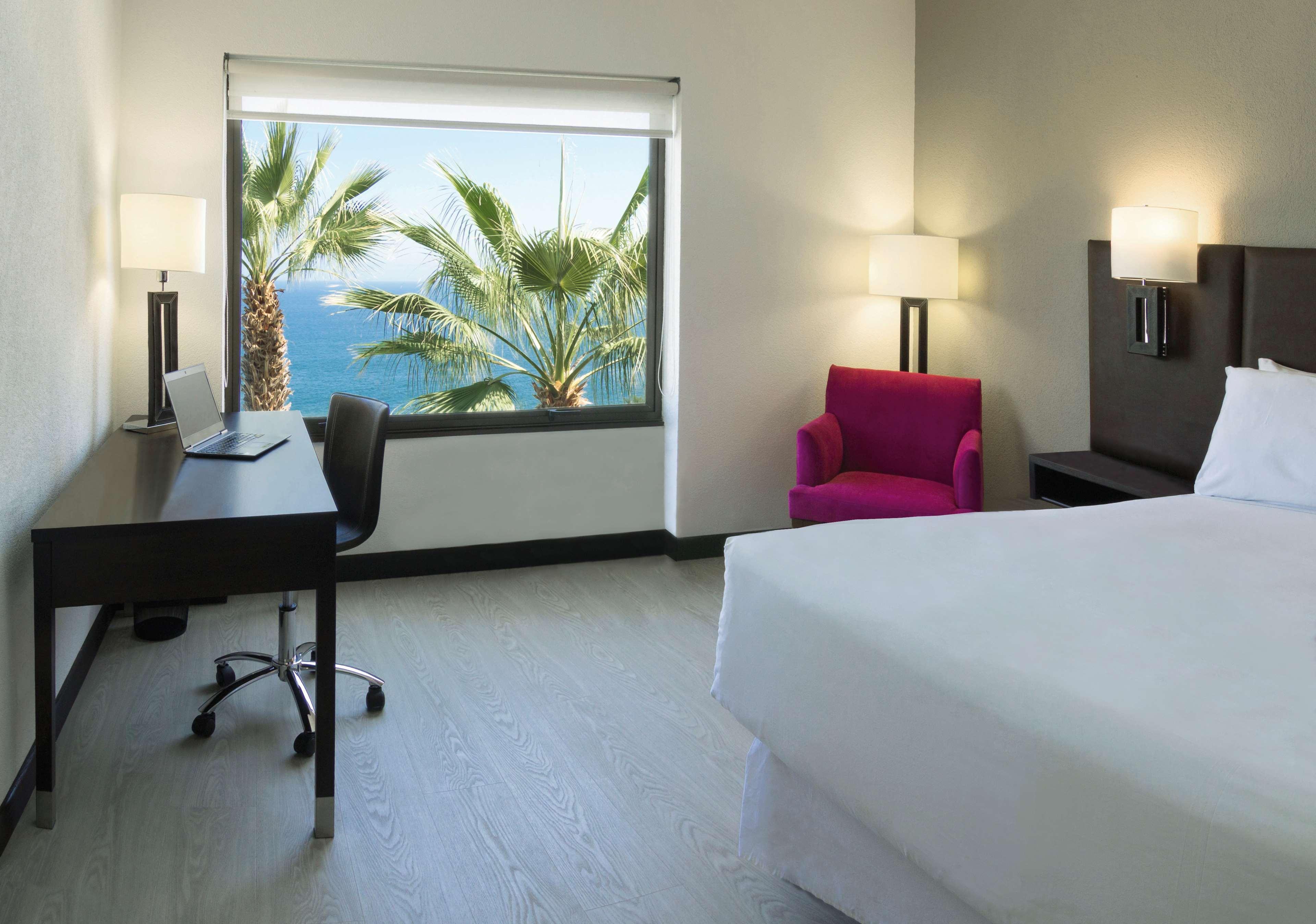 Nh Iquique Costa Hotel Exterior photo